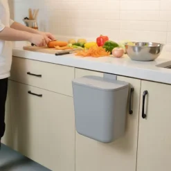 Northix Soptunnor-Hängande köksavfallsbehållare, 9 l, gångjärnsförsett lock