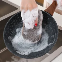 Svampar & Dukar-Set med 8 tvättbara disktrasor i mikrofiber, perfekta för non-stick pannor