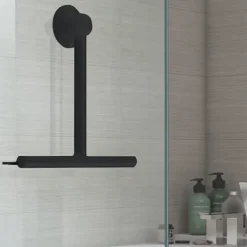 Fönsterrengöring-Svart Duschskrapa med Färgkrok och Sugpropp, Rengör Glas Harts och Gummi, Mått 23 x 22 x 3 cm och Vikt 0,1 kg, 2 års Garanti, R&D Desig