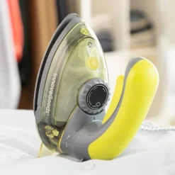 InnovaGoods Strykjärn-Vertikalt och horisontellt mini-ångstrykjärn 2-i-1 Velyron 800 W